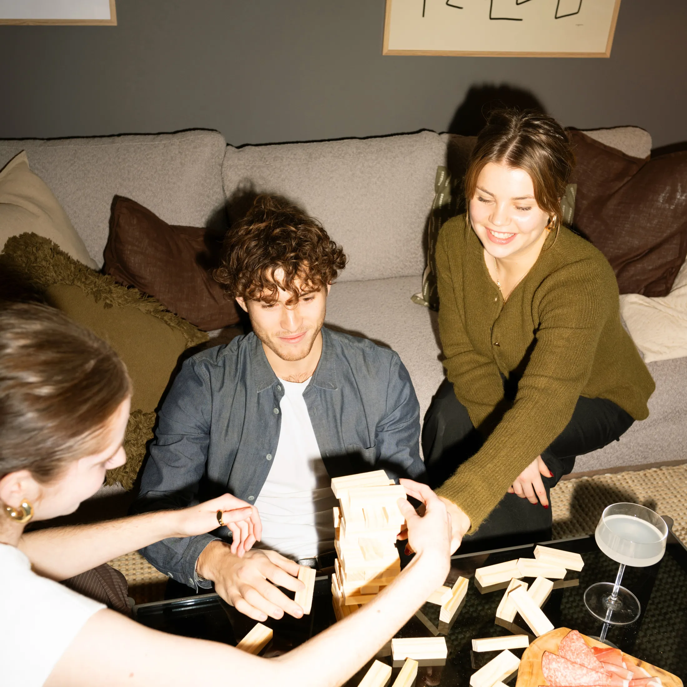 Tai Afon - Evening with friends