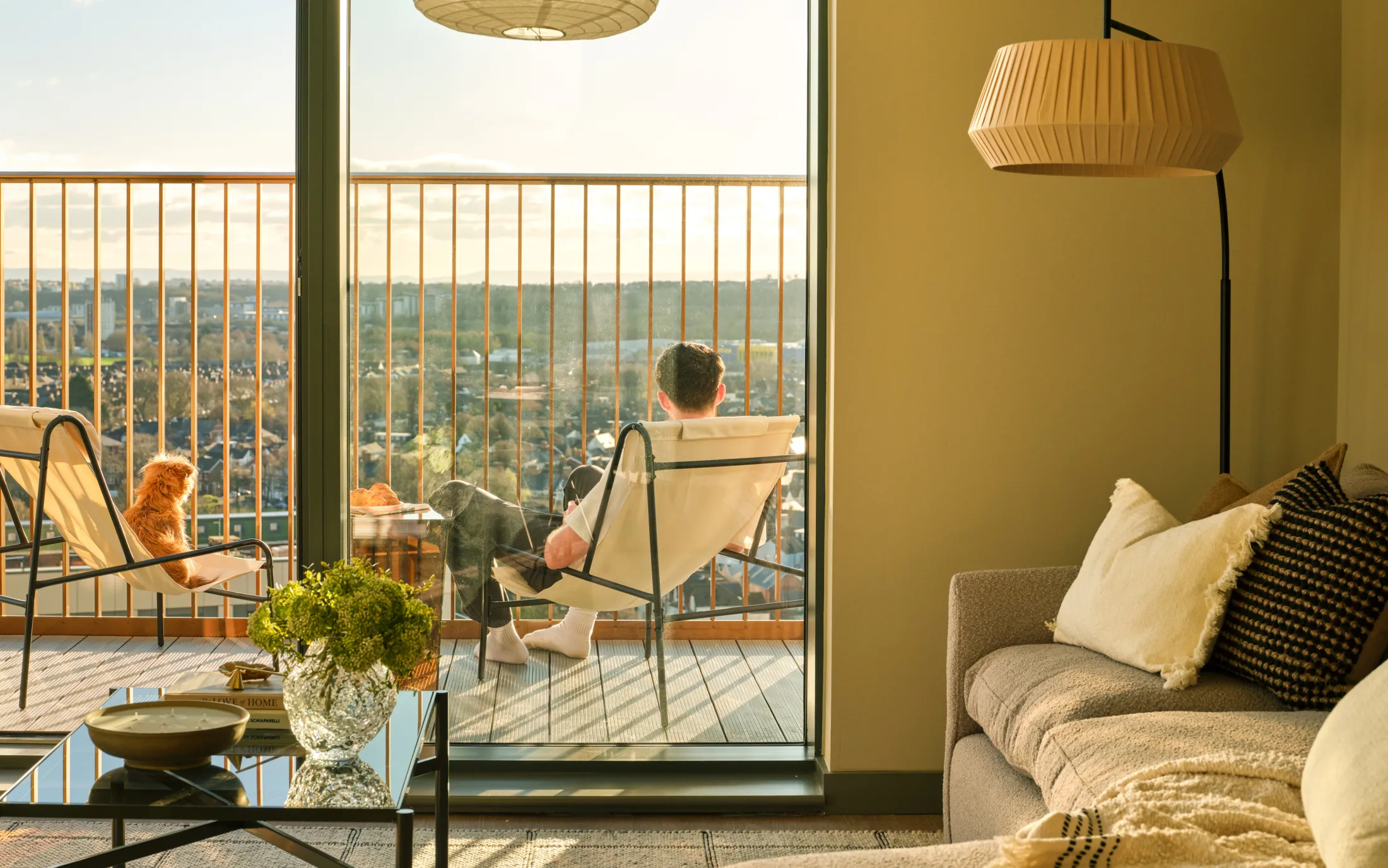 Tai Afon - 2 bedroom apartments, Enjoy views of Cardiff from a private terrace