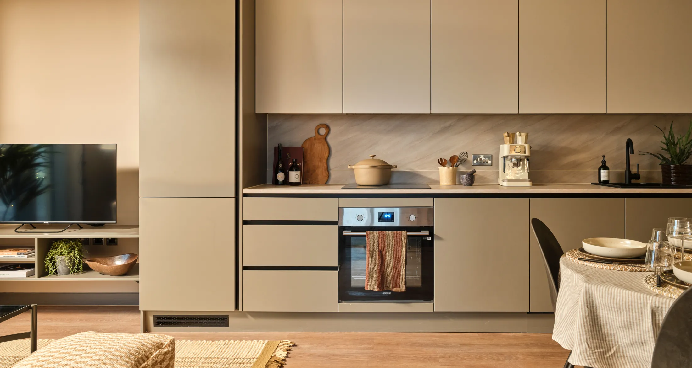 Tai Afon - 3 bedroom apartment - Fitted kitchen