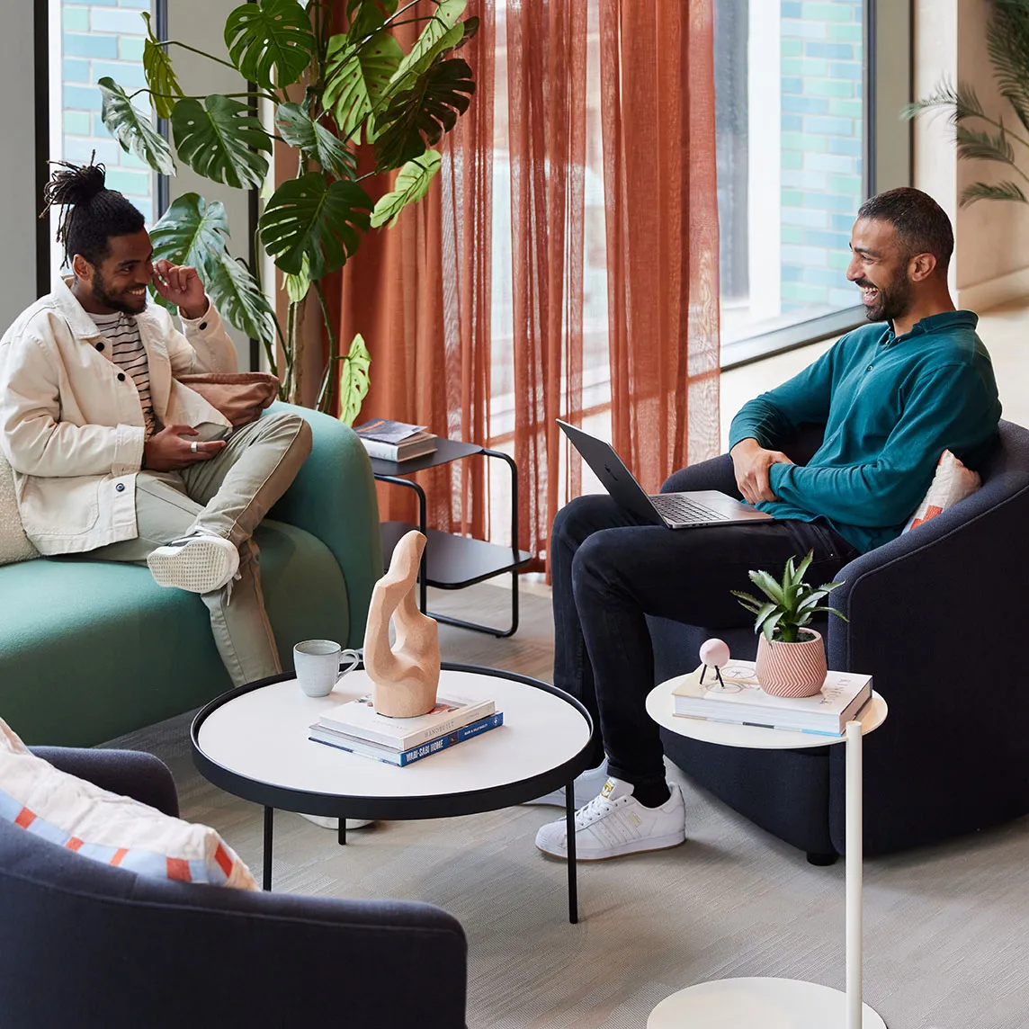 Tai Afon - Work from home spaces in Residents Lounge